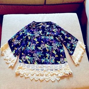 Size S Gorgeous and Elegant Oriental Designed Top W Beige Cotton Crochet Ends.